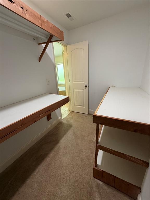 Building Photo - 4805 Carriage Bridge Ln