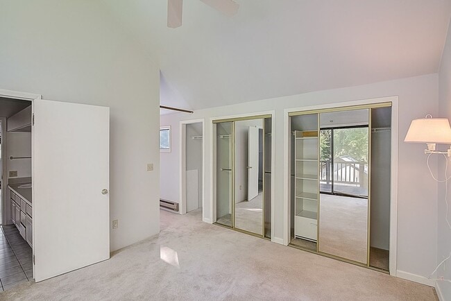 Building Photo - 4 bed/ 2 bath house on 145th St!