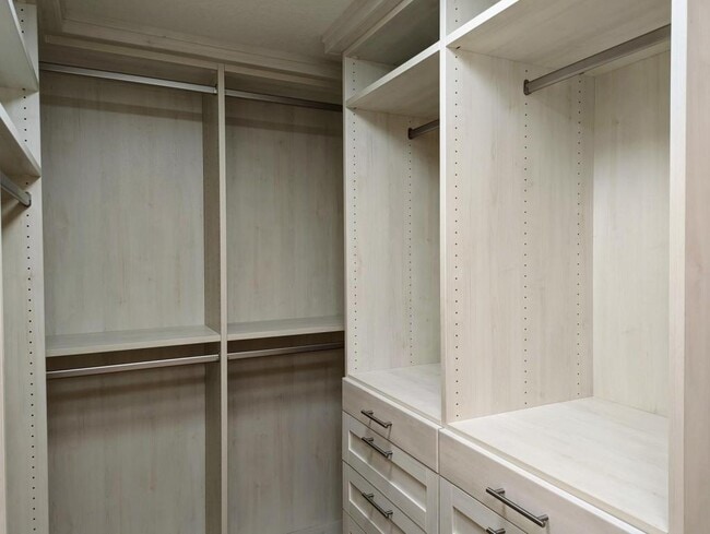 Building Photo - 3500 Yippee Calle Ct NW