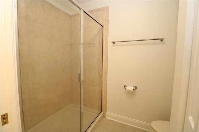 Building Photo - 207 Sunset Point