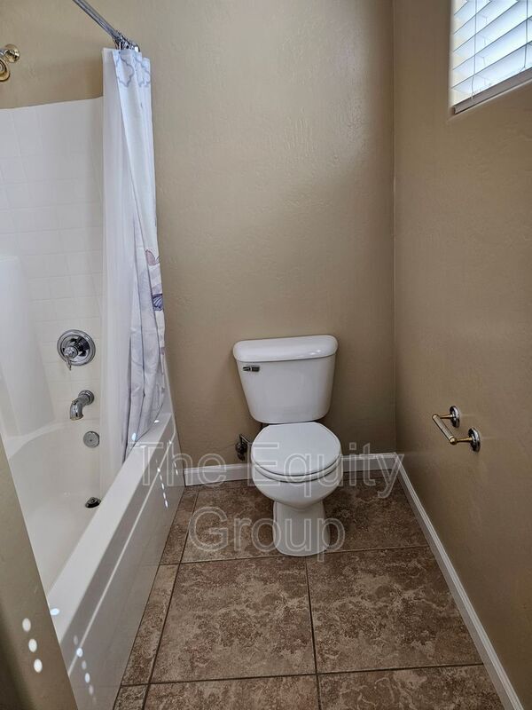 Building Photo - 5115 W Pianosa Ave