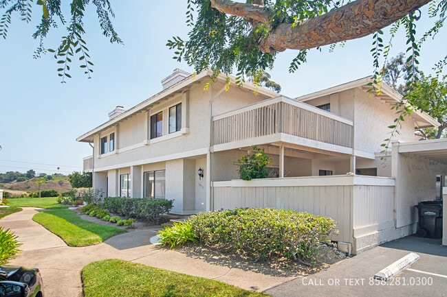 Building Photo - 3911 Camino Lindo