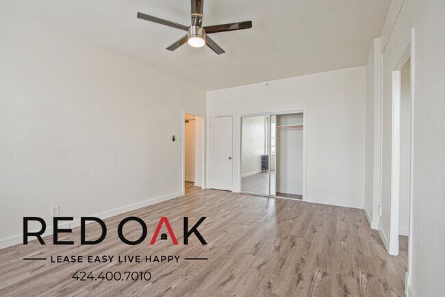 Building Photo - 2505 W 6th St