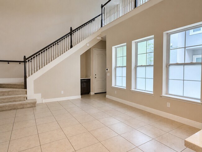 Building Photo - 14225 Walcott Avenue