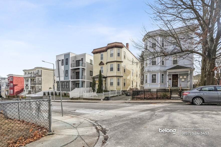 Building Photo - 62 Fuller St