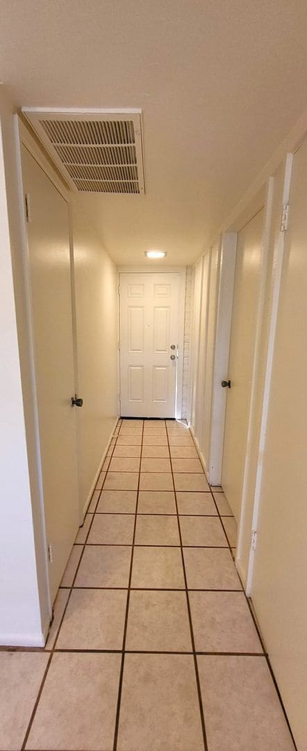 Building Photo - LOVELY CENTRAL PHOENIX TOWNHOME READY TO RENT!!!
