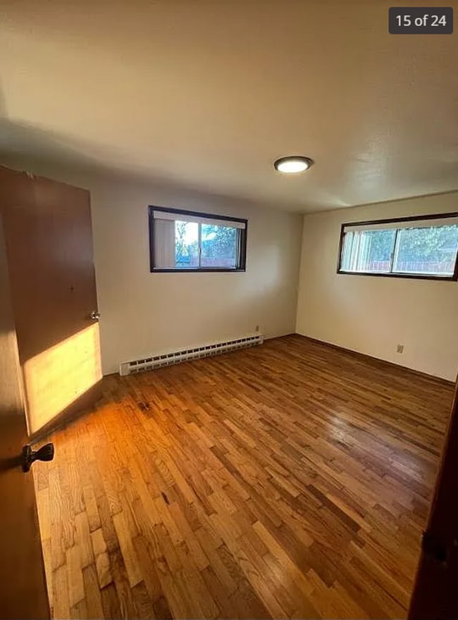 Building Photo - 3-Bed 2-bathroom Home