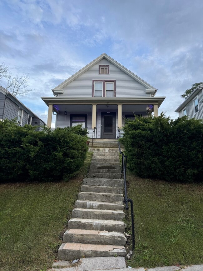 Primary Photo - 1121 Kentucky Ave