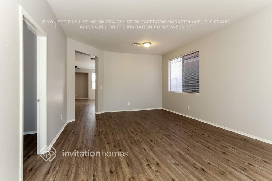 Building Photo - 9526 W Minnezona Ave