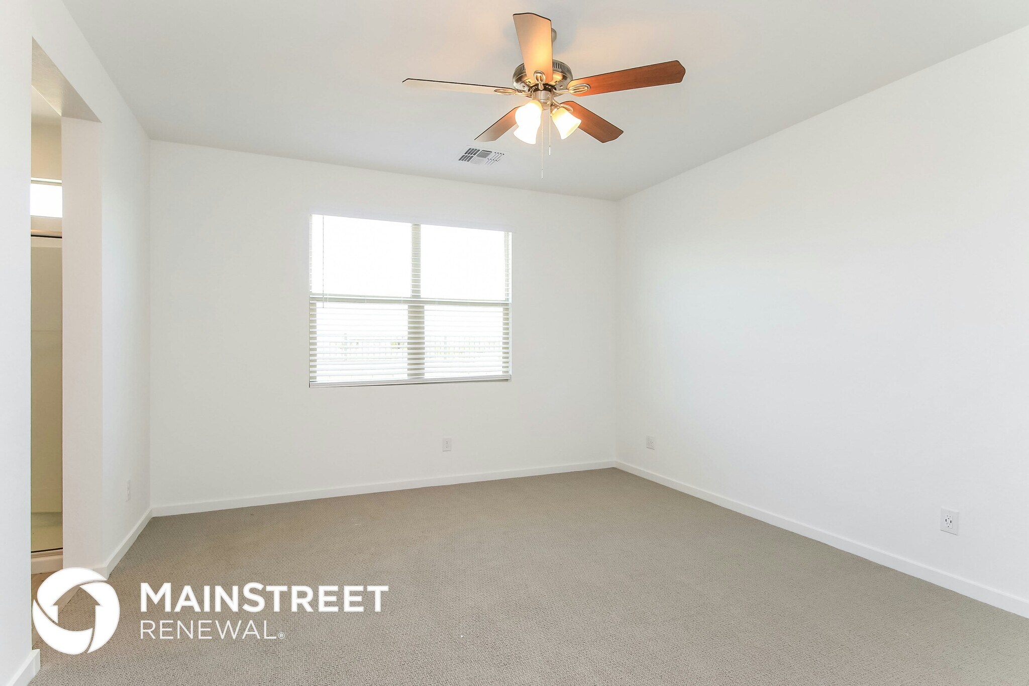 Building Photo - 4386 Greenleaf Dr