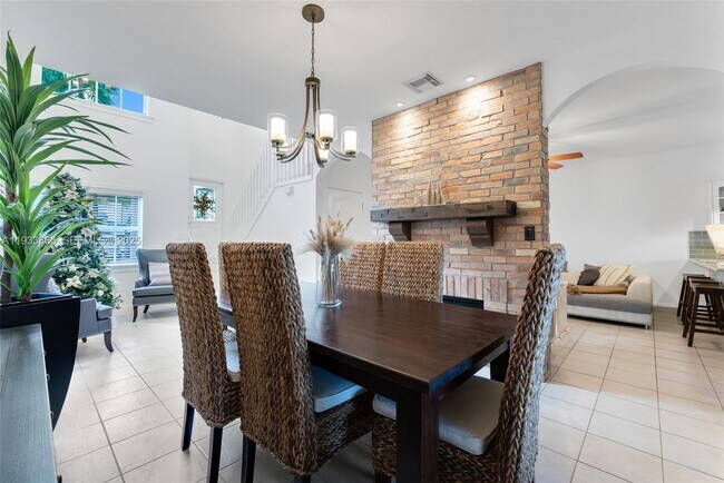 Building Photo - 12925 SW 49th Ct