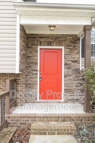 Building Photo - 10424 Fielding Rd