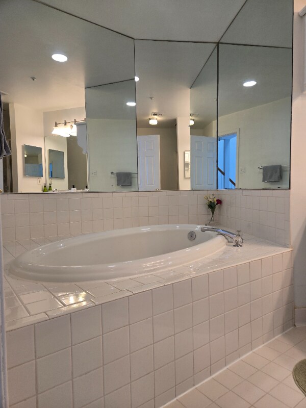 Building Photo - 14040 Jump Dr