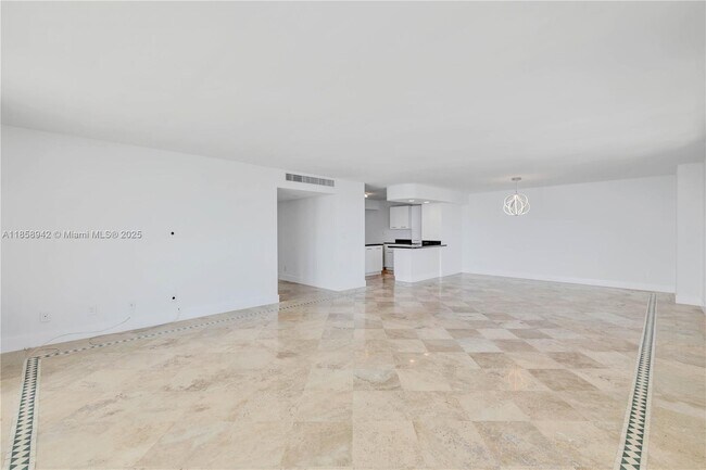 Building Photo - 5151 Collins Ave