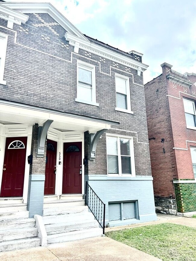 Building Photo - Newly Renovated 1 Bed 1 Bath Apartment for Rent!