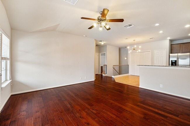 Building Photo - Beautiful 2-Bedroom, 2-Bath Condo in South...