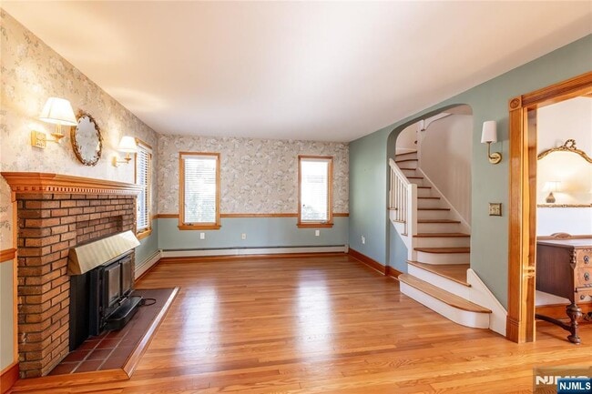 Building Photo - 129 Boulevard