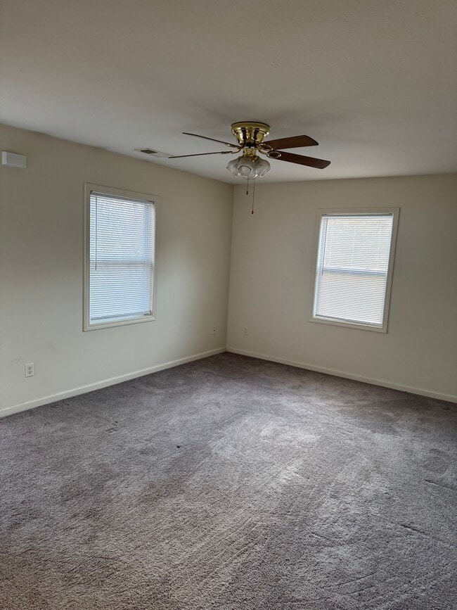 Building Photo - 85 Candler Heights Rd