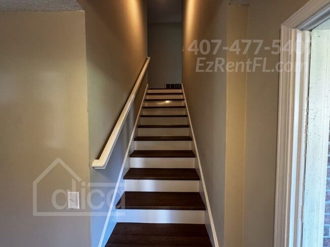 Building Photo - 2496 Bentridge Ct