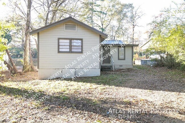 Building Photo - 112 95th St N