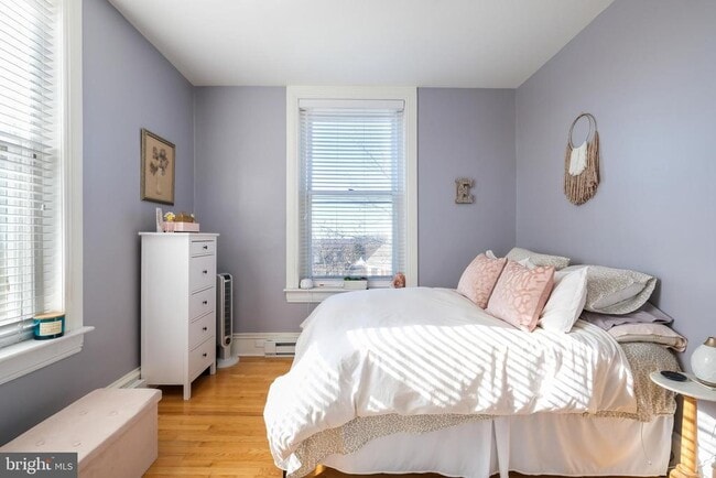 Building Photo - 22 N Main St