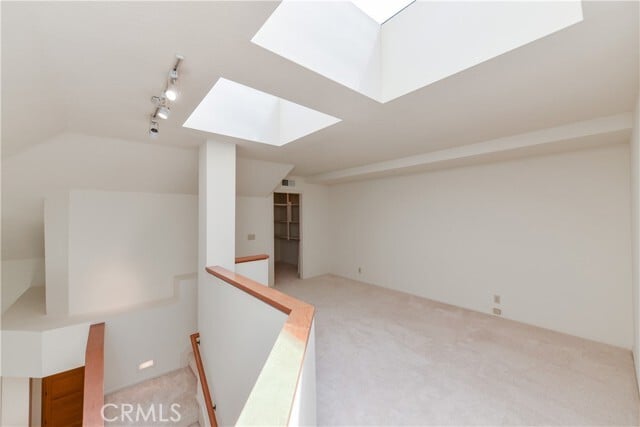 Building Photo - 17 Auburn Aisle