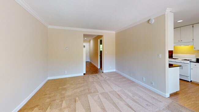 Building Photo - 998 Ignacio Blvd