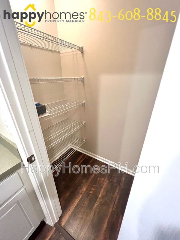 Building Photo - 205 Jackson St