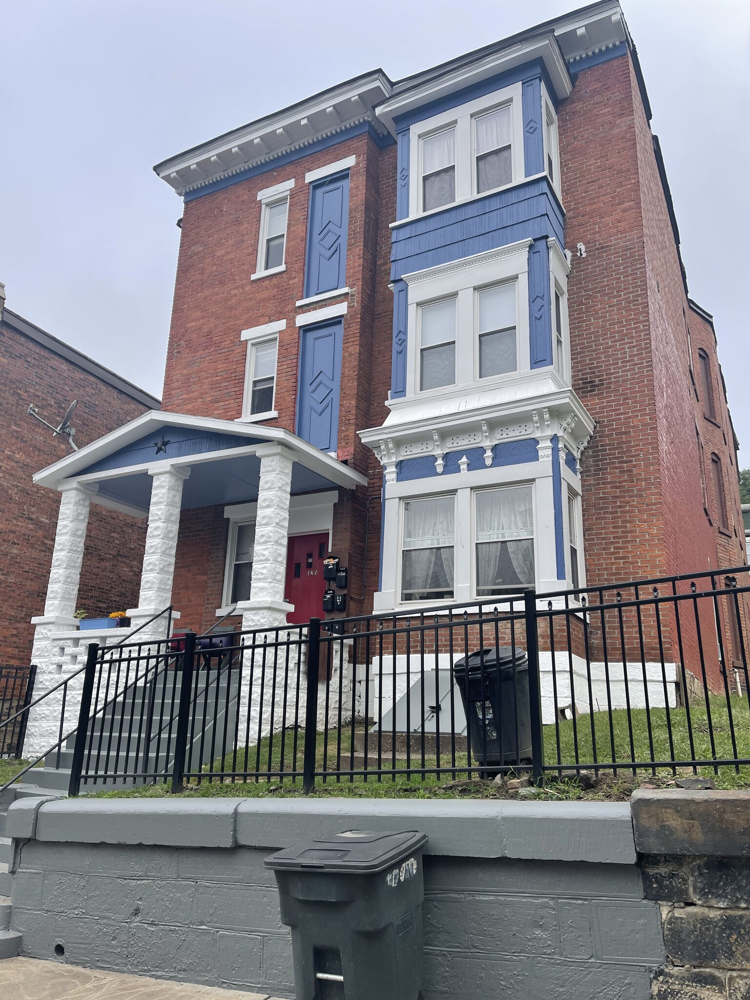 Building Photo - 125 14th St