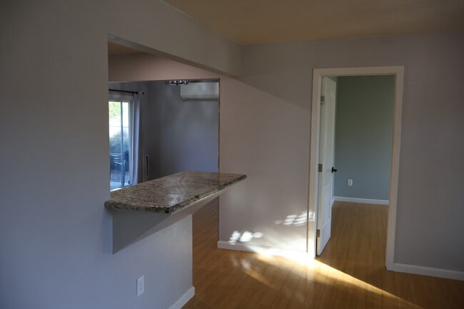 Building Photo - 770 Verano Ave