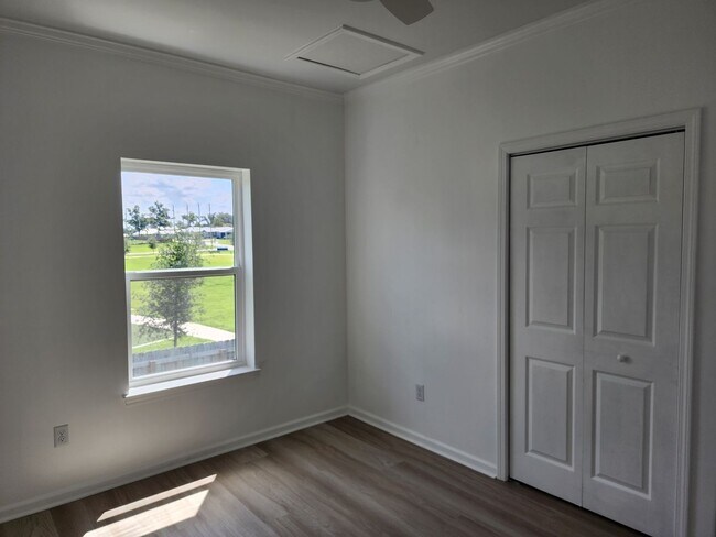 Building Photo - WATERFRONT ON WATSON BAYOU