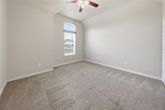 Building Photo - 13262 Lake Breeze Ln