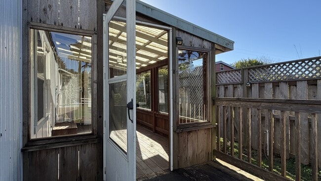 Building Photo - 769 Stagecoach Rd