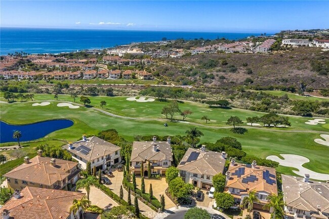 Building Photo - 15 Vista Cielo