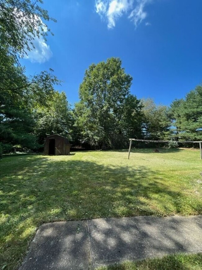 Building Photo - 314 Walters Ln