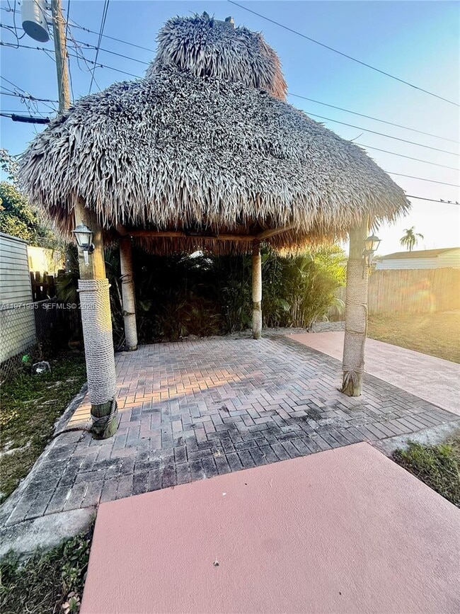 Building Photo - 7910 NW 12th St