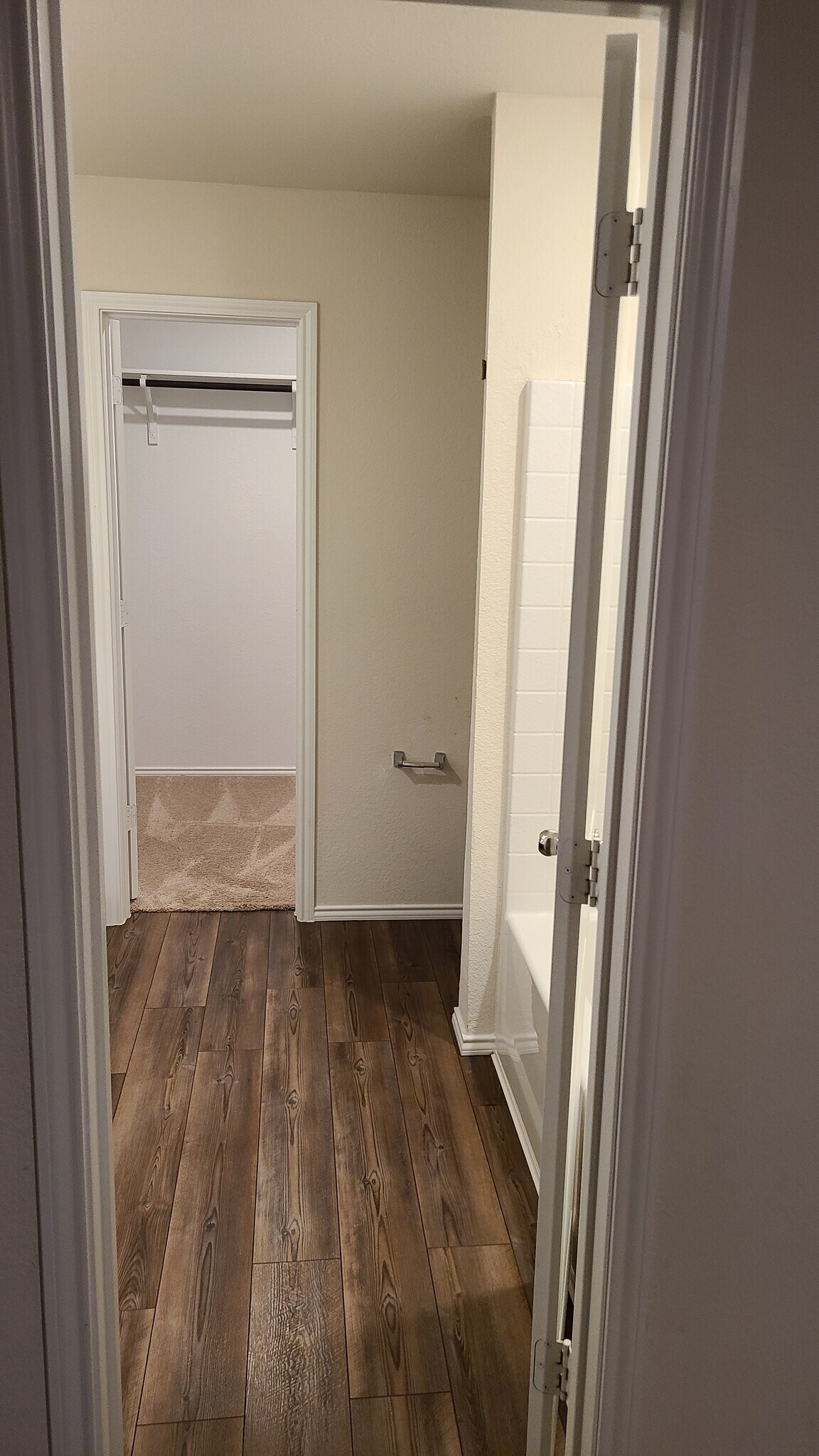 Building Photo - 14301 Saddlebred Way