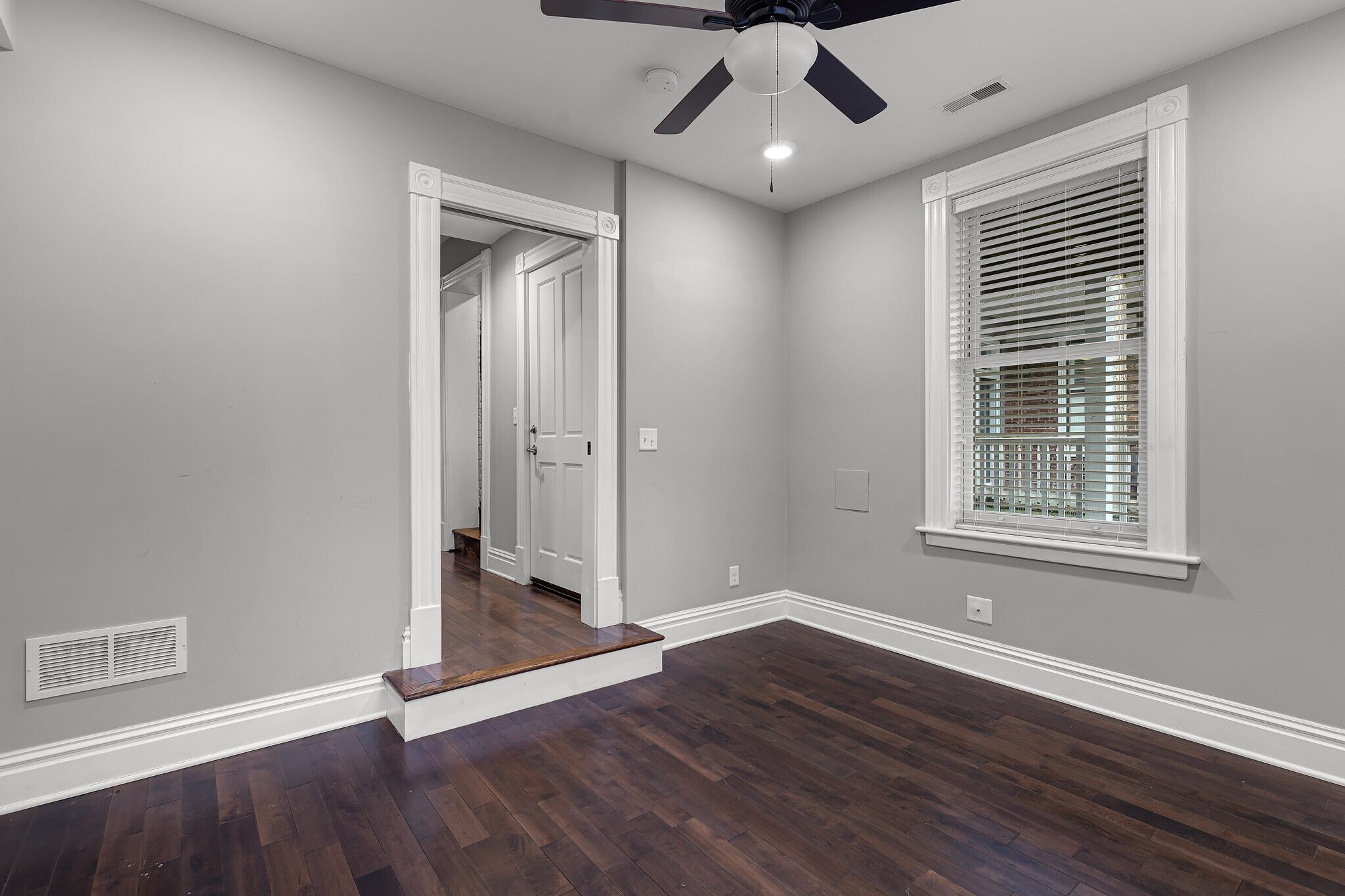 Building Photo - 2111 Menard St