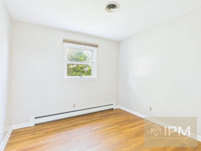 Building Photo - A home built for making memories — 4 Bedroom Home with Sunroom, Pool Table & More!