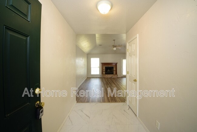 Building Photo - 11255 S 105th E Ave