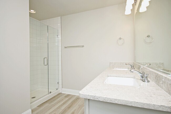 Building Photo - Pet-Friendly Crozet Townhome