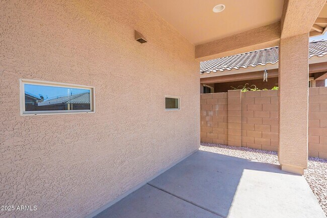 Building Photo - 3742 S 64th Dr