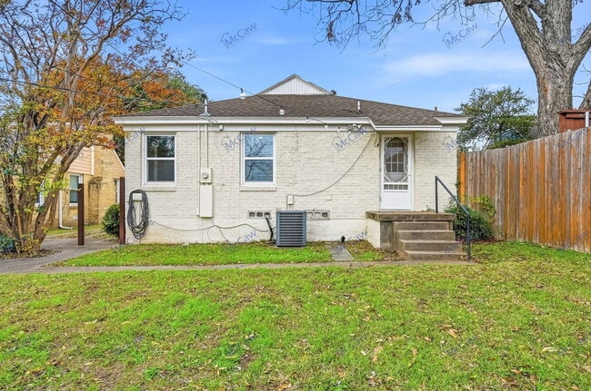 Building Photo - 1622 Hollywood Ave