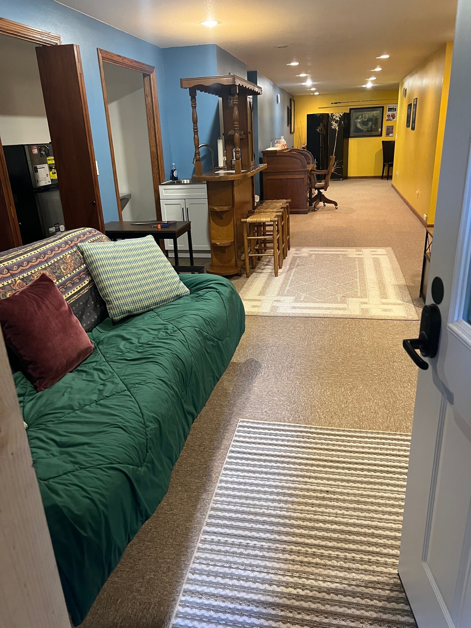 Building Photo - 310 N 1st St