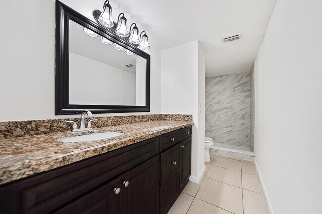Building Photo - 2173 White Pine Cir