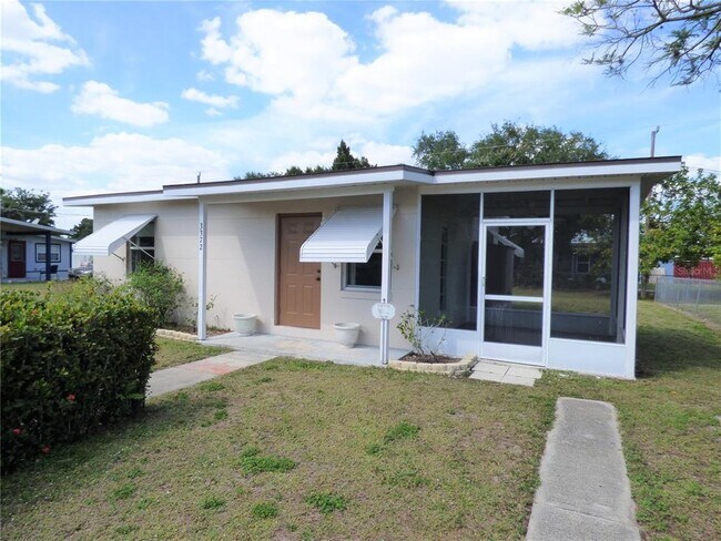 Primary Photo - 3372 Croton Terrace