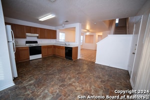 Building Photo - 4935 Ancient Elm