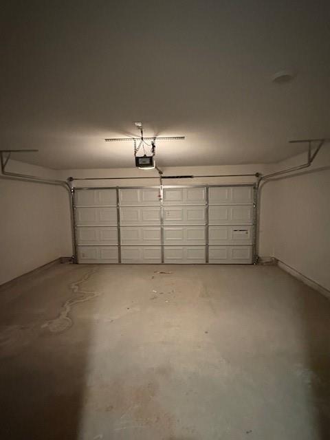 Building Photo - 285 Pebble Ridge Dr