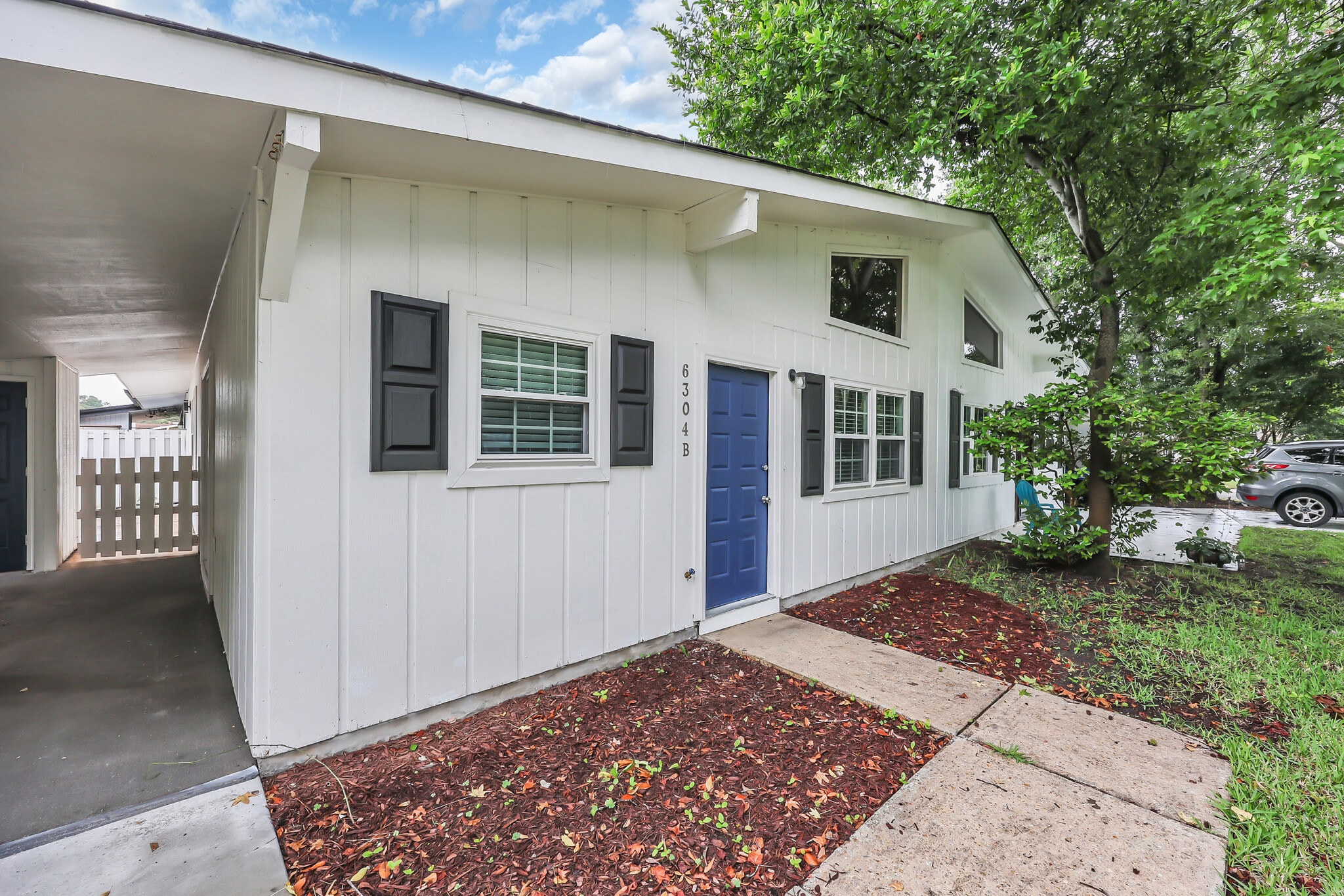 Building Photo - 6304 Timberline St