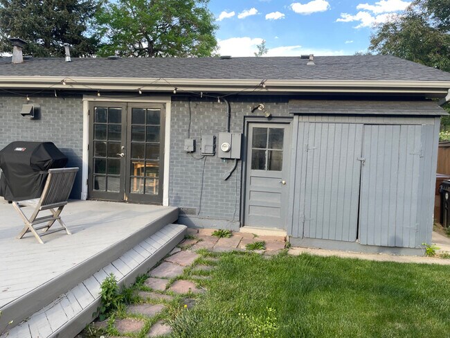 Building Photo - 875 36th St